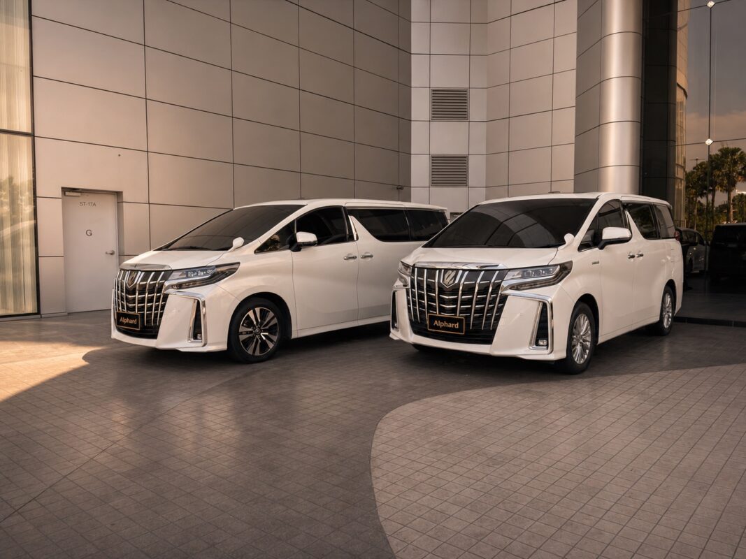 เช่ารถ Alphard